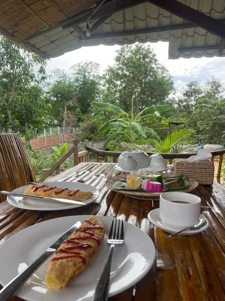Odambang Village Homestay Battambang Exterior photo
